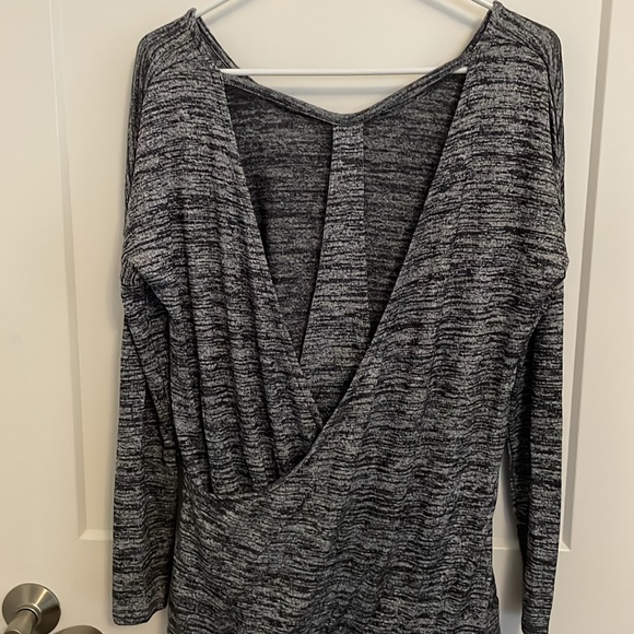 Athleta top - Picture 2 of 2